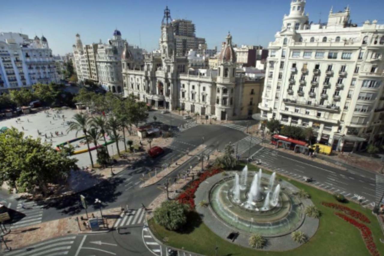 Loft En La Ciudad De Las Ciencias Y Cerca De La Playa Valencia Luaran gambar