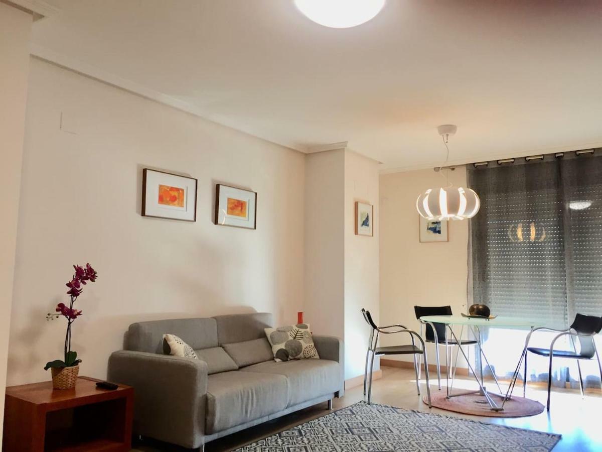 Loft En La Ciudad De Las Ciencias Y Cerca De La Playa Valencia Luaran gambar