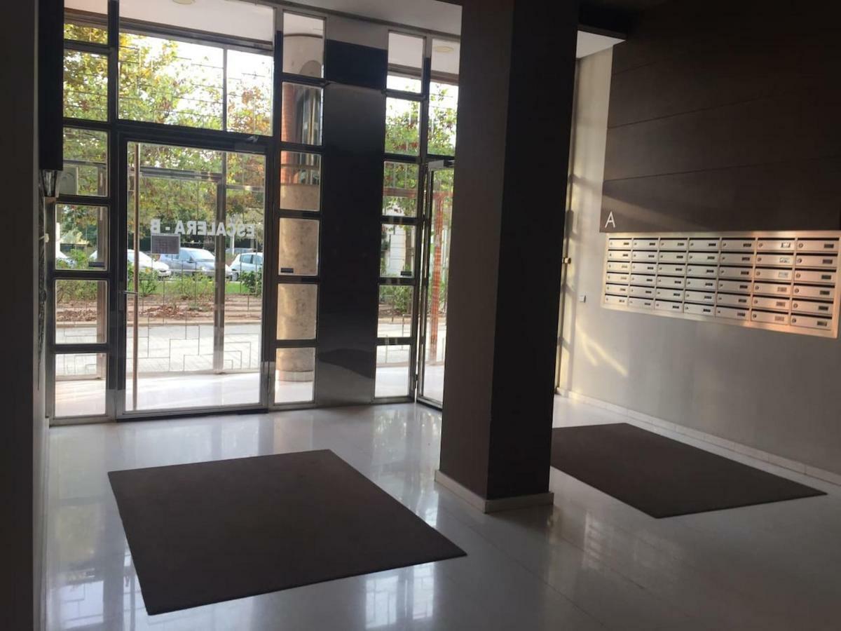 Loft En La Ciudad De Las Ciencias Y Cerca De La Playa Valencia Luaran gambar